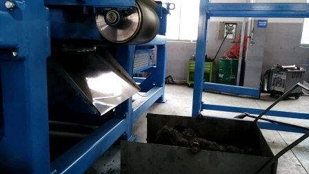 Machine de recyclage de pneus entièrement automatique